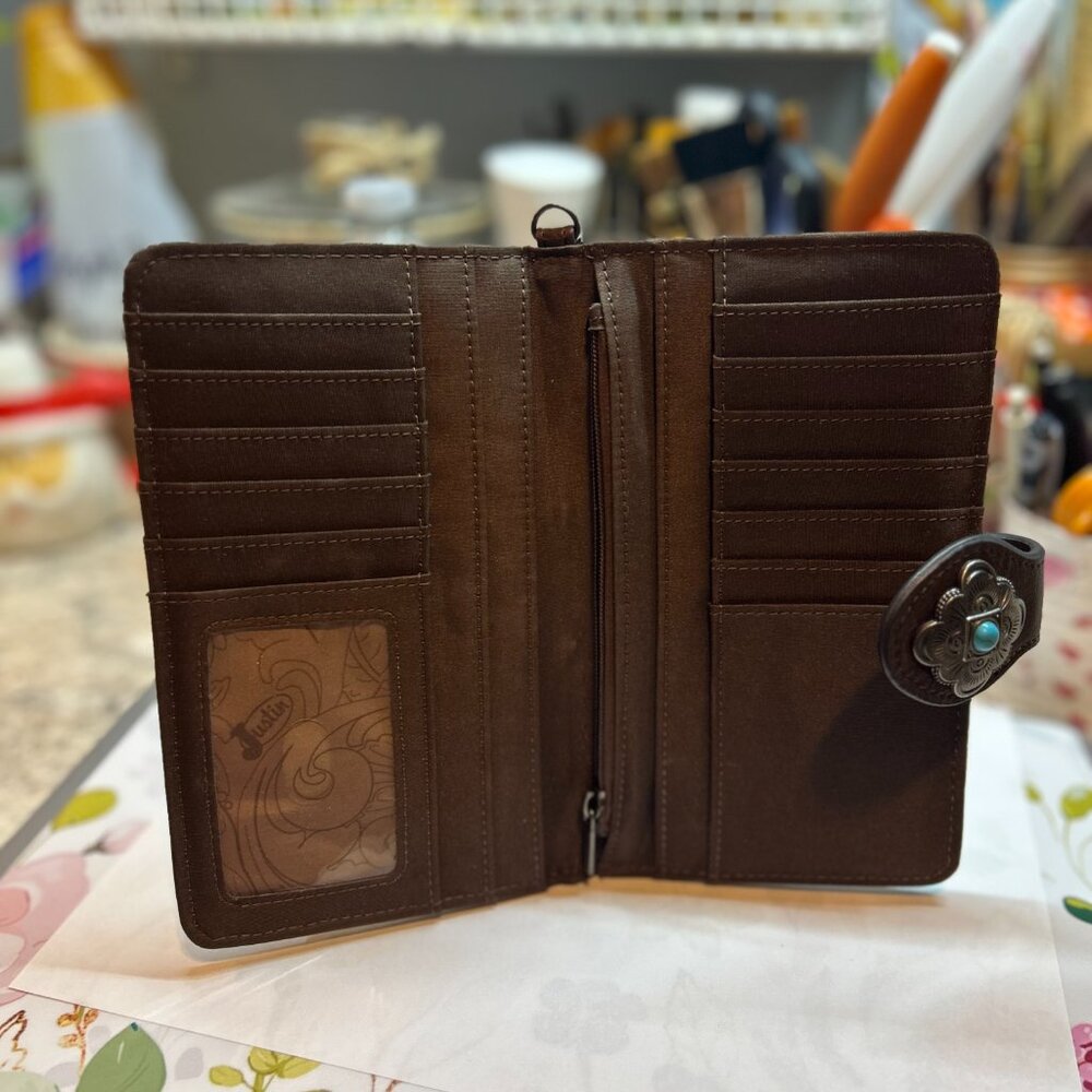 Leather Wallet - Picture 5 of 6